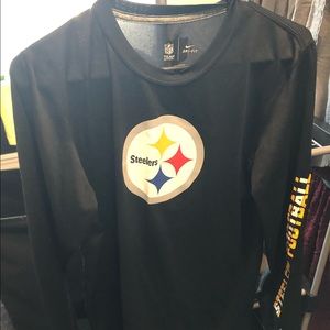 Men’s small STEELERS shirt